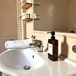 Aura Lt - Vicinissima All'aeroporto Apartman